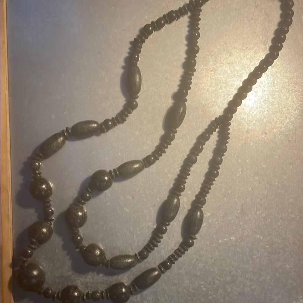 Elegant Black Beaded Necklace